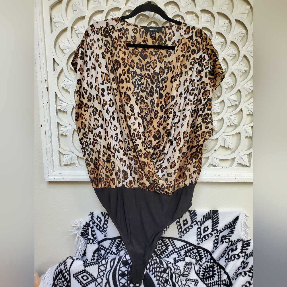 Forever 21+ Leopard Print Bodysuit V-Neck Blouse Style 3X